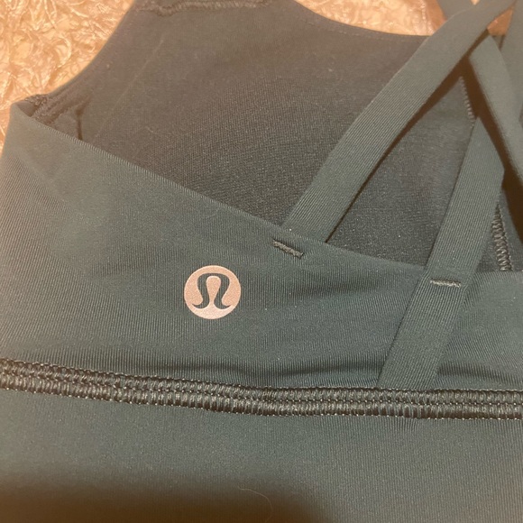 Lululemon energy bra - Picture 3 of 3